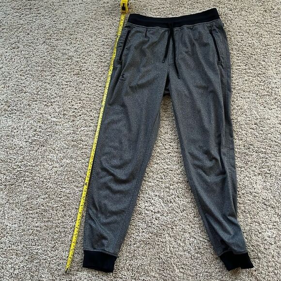 Under Armour men’s size medium black/gray drawstring waist joggers. - Picture 5 of 7